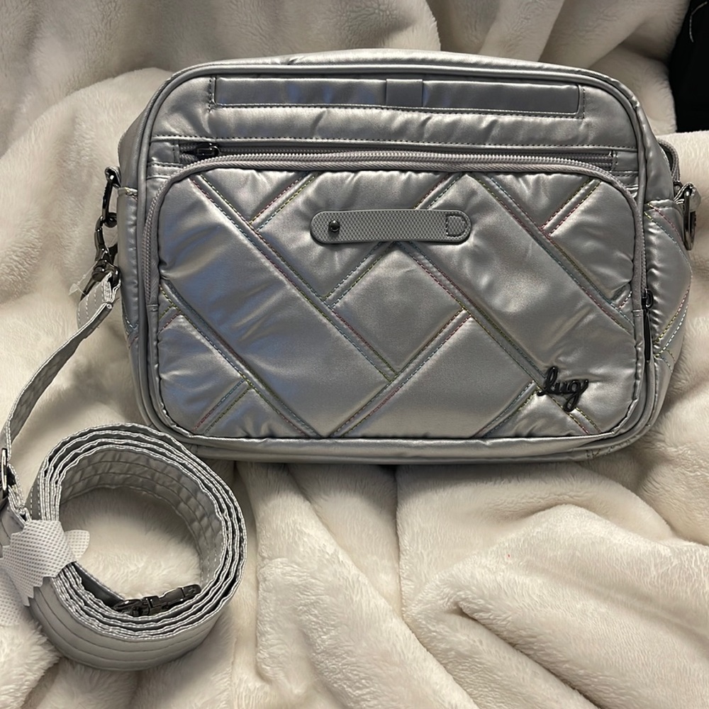 EUC Lug Carousel xl 2 silver ice pop stitch